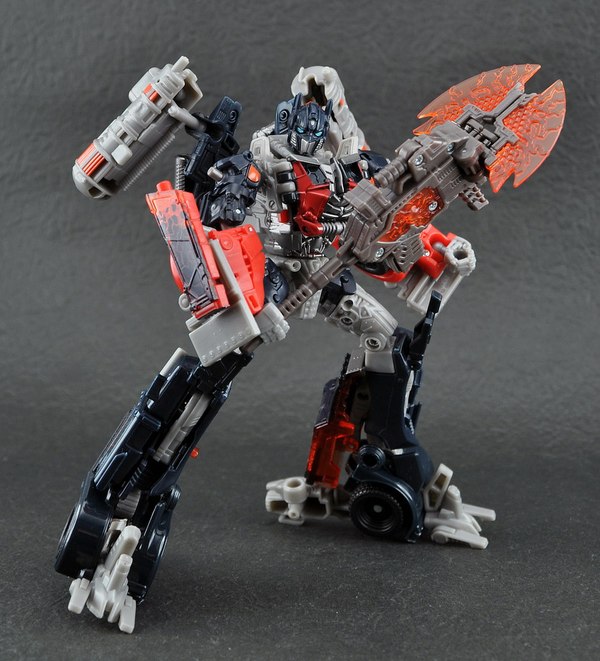 Transformers Dark Of The Moon Voyager Fireburst Optimus Prime  (10 of 15)